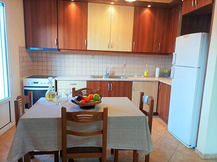 Lourantos Bayside Apartments 바티 외부 사진