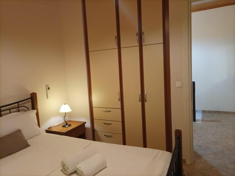 Lourantos Bayside Apartments 바티 외부 사진